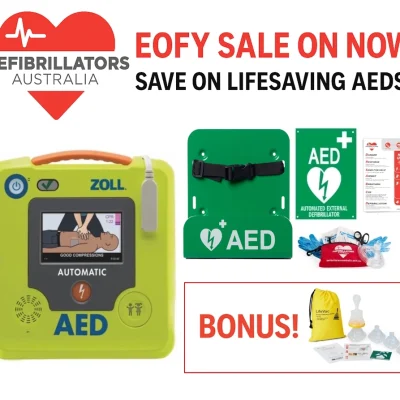 AED 3 with Green wall mount